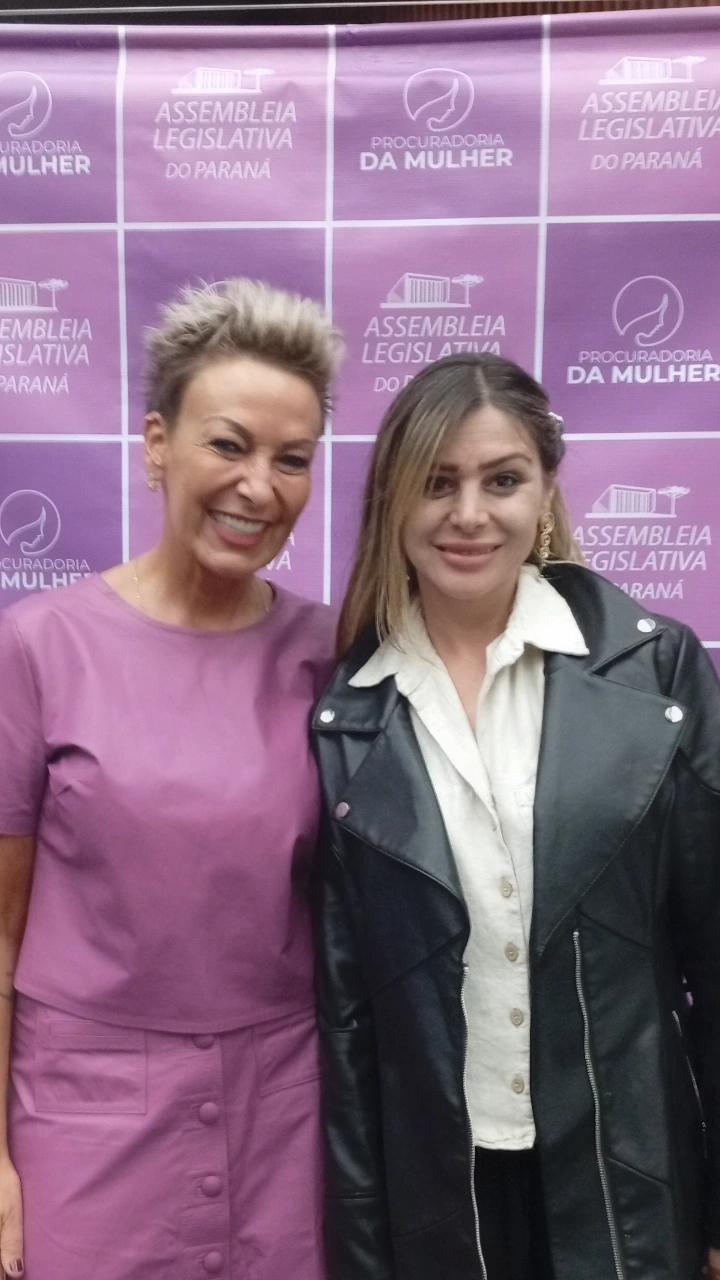 Dra. Aline Passarelli Mocelin